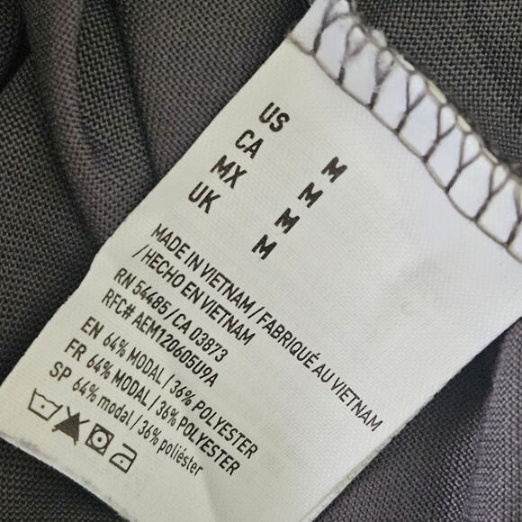 Gray Soft and Sexy Top Size Medium - Picture 4 of 4